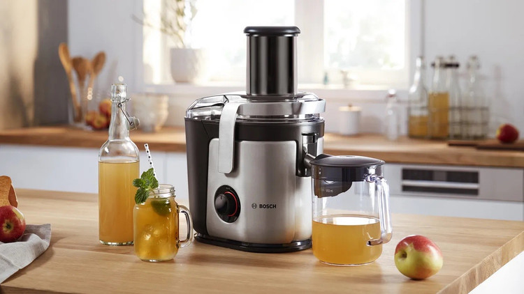 Centrifugal juicer VitaJuice 4 1000 W Silver, Black