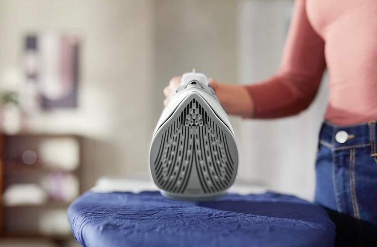 اتو بخار فیلیپس مدل DST5010