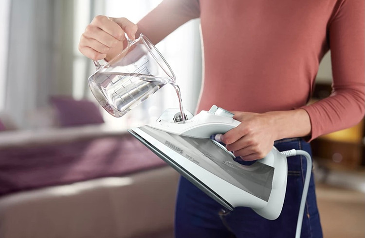 اتو بخار فیلیپس مدل DST5010