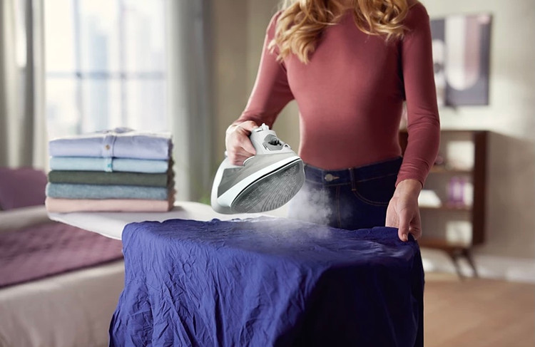 اتو بخار فیلیپس مدل DST5010