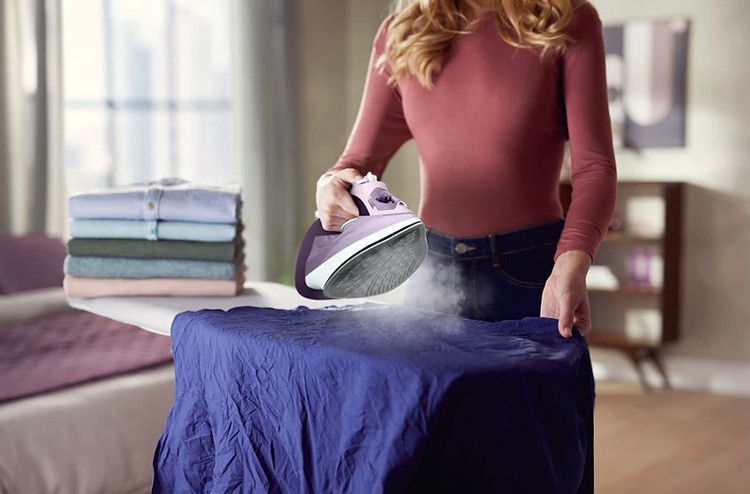 اتو بخار فیلیپس مدل DST5020