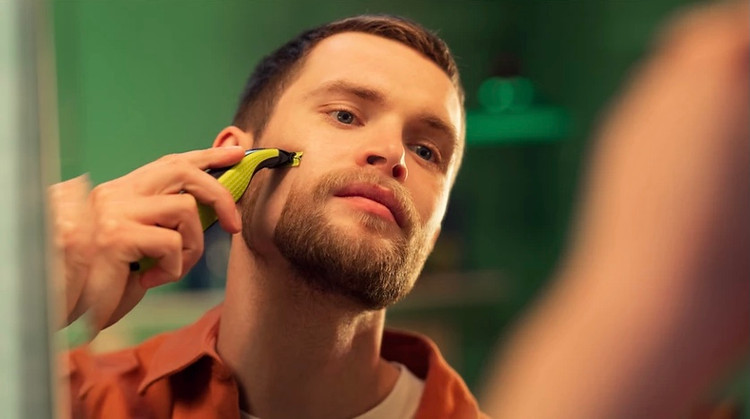 ماشین اصلاح صورت و بدن وان بلید فیلیپس مدل QP2724/10