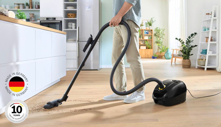 جاروبرقی بوش مدل BGL38GOLD